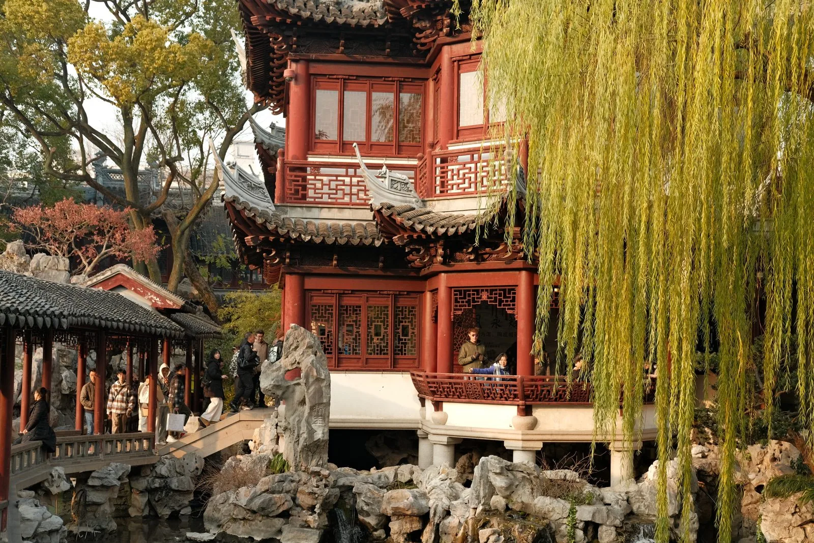 yuyuan yu garden shanghai china